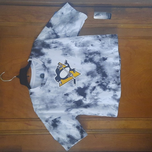 New NHL Penguins crop top tshirt size large 10/12 - Picture 2 of 6